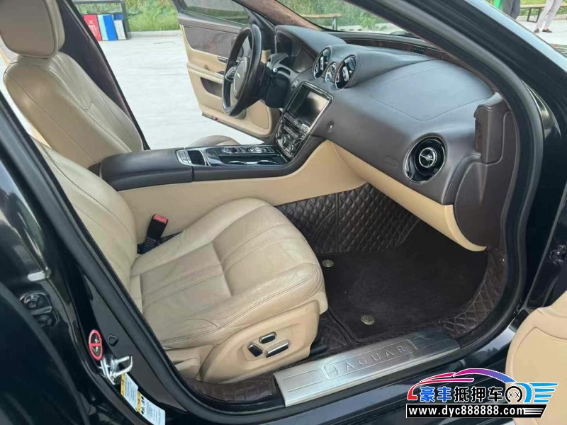 13年捷豹XJ轿车抵押车出售