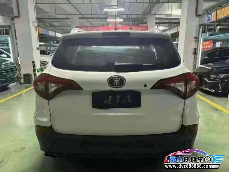 18年比亚迪宋轿车抵押车出售