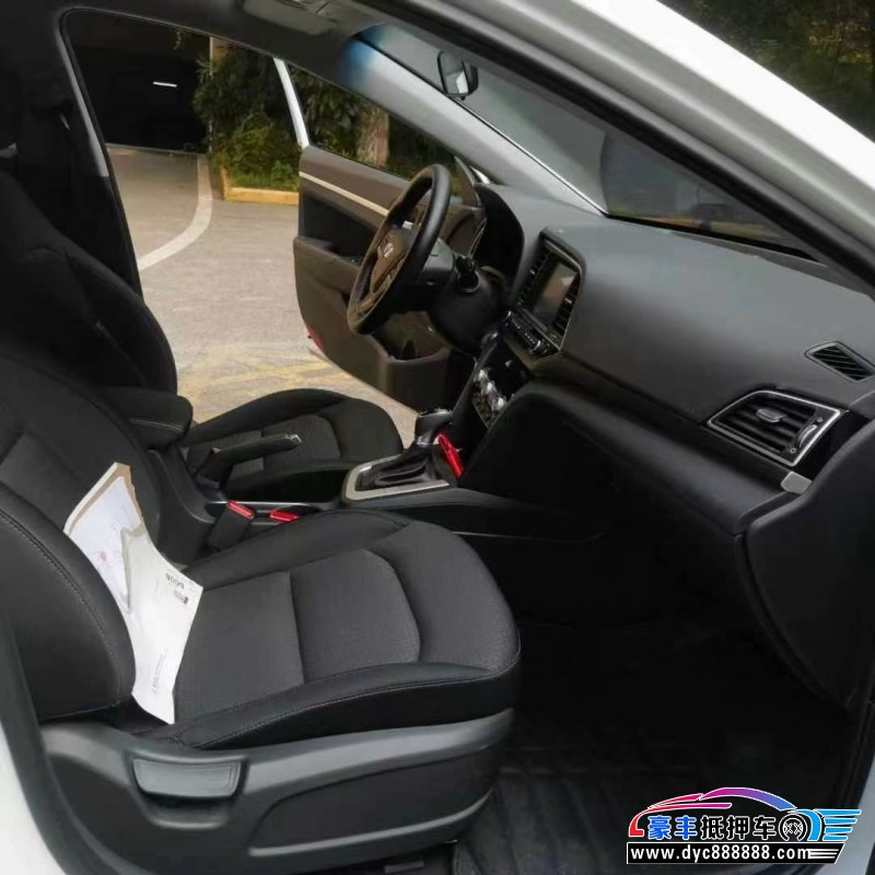 19年现代领动轿车抵押车出售