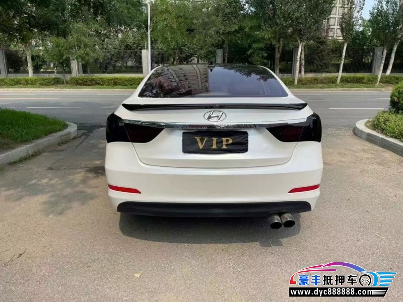 16年现代名图轿车抵押车出售