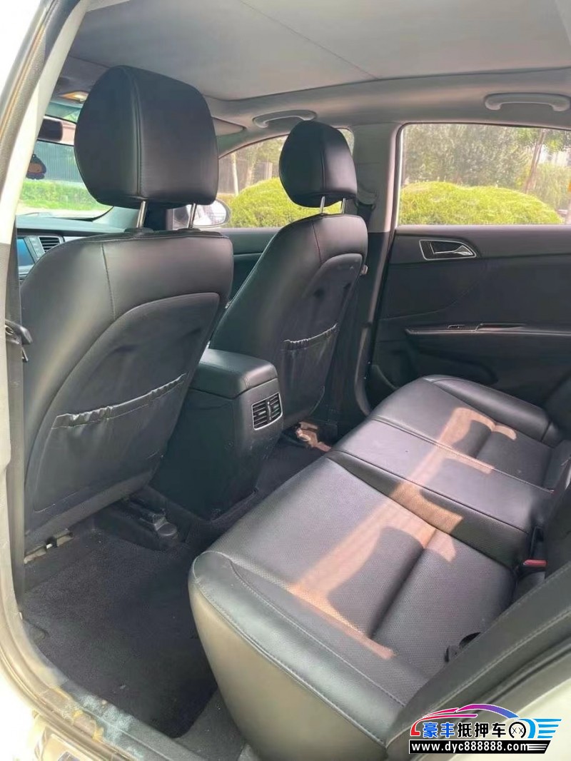 16年现代名图轿车抵押车出售