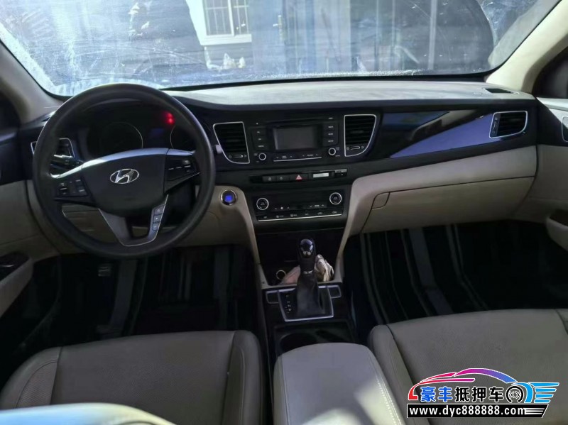 15年现代名图轿车抵押车出售