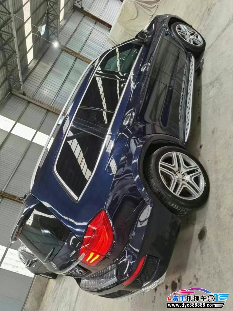 16年奔驰GLS轿车抵押车出售