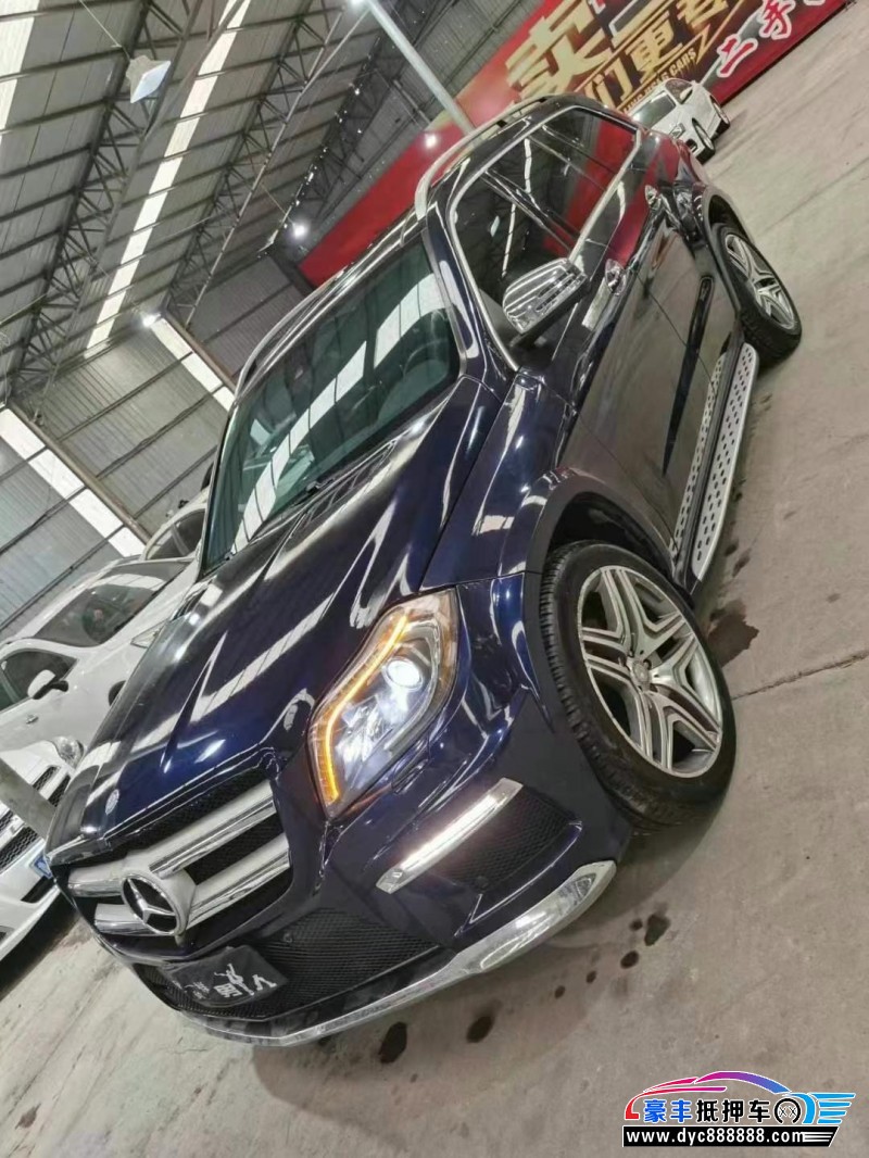 16年奔驰GLS轿车抵押车出售
