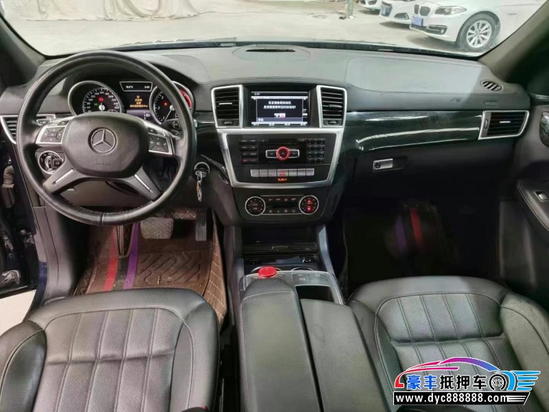 16年奔驰GLS轿车抵押车出售