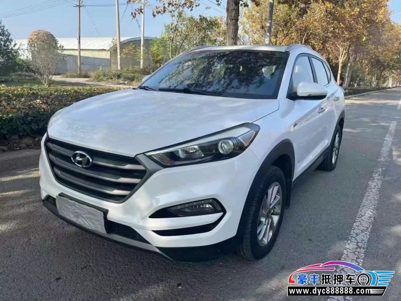 16年现代途胜轿车抵押车出售