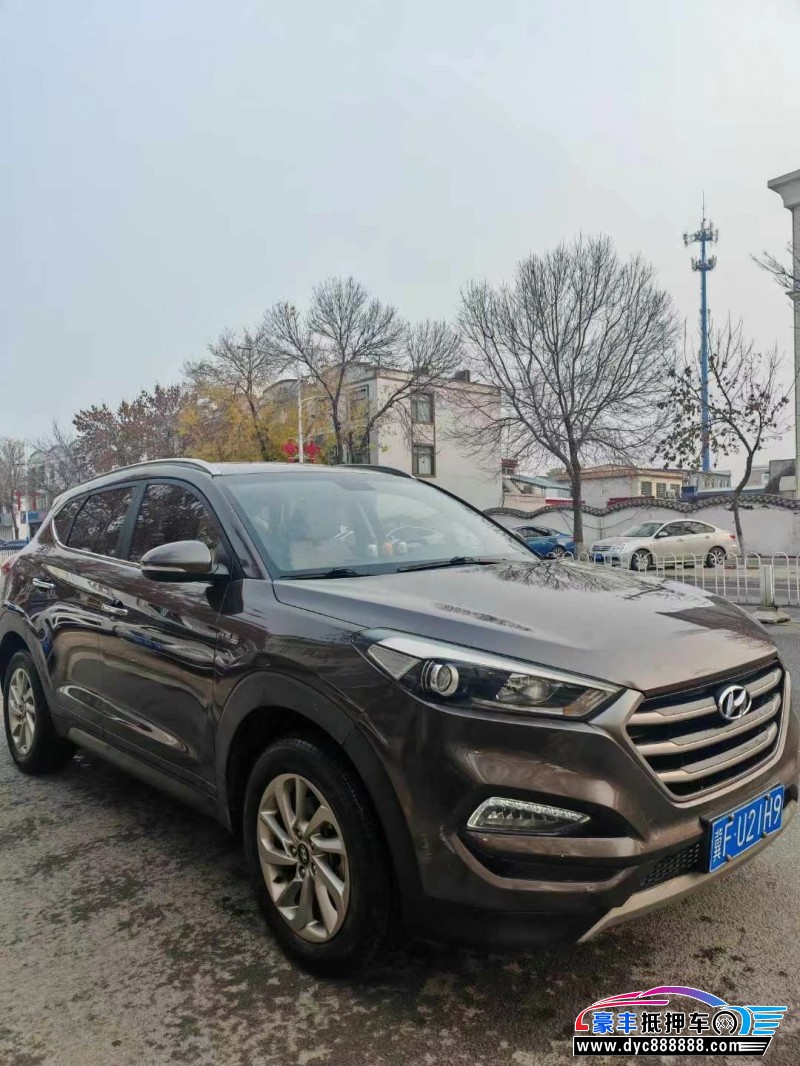 17年现代途胜轿车抵押车出售