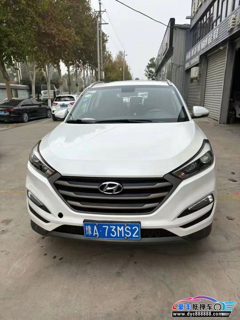 18年现代途胜轿车抵押车出售