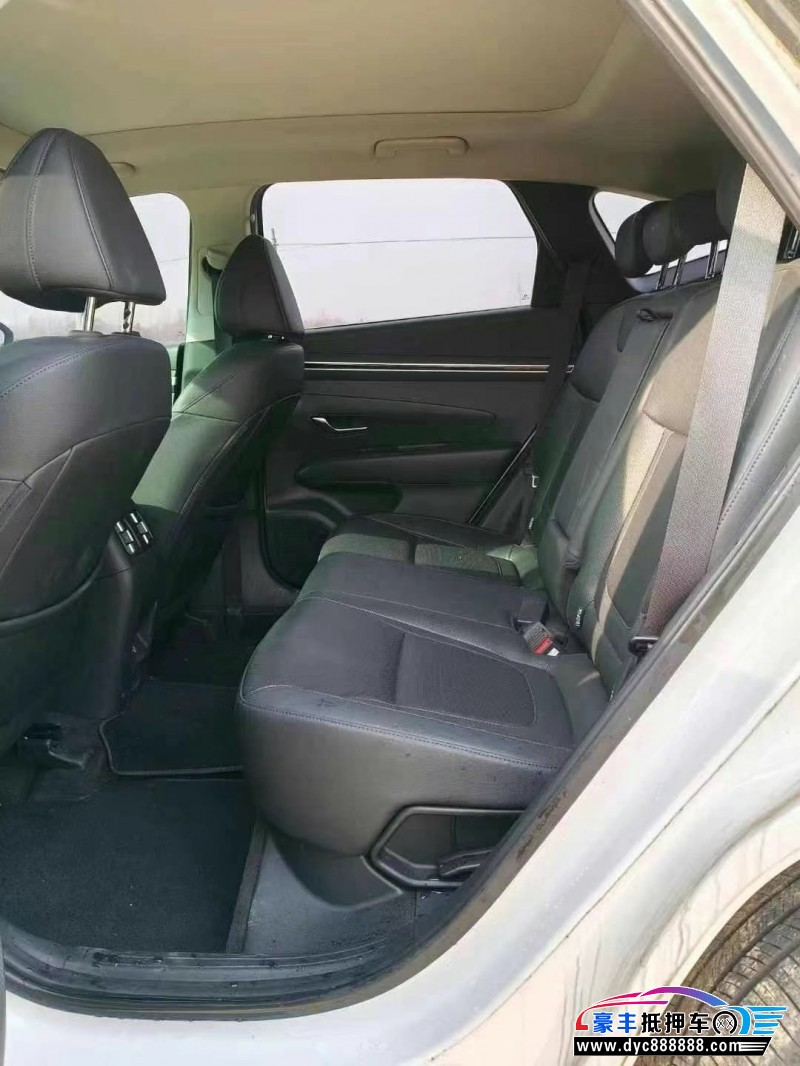 22年现代途胜轿车抵押车出售