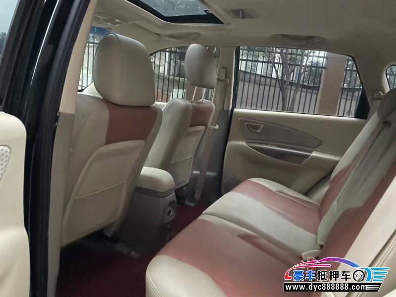 16年现代途胜轿车抵押车出售