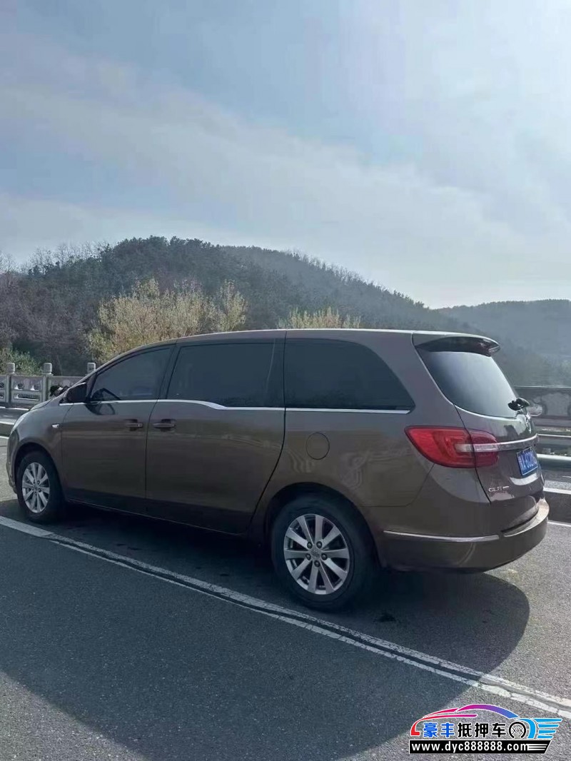 19年别克GL8轿车抵押车出售