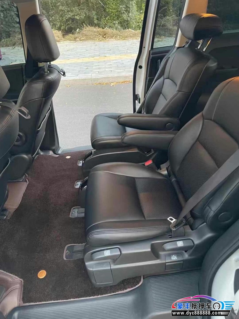 21年本田奥德赛轿车抵押车出售