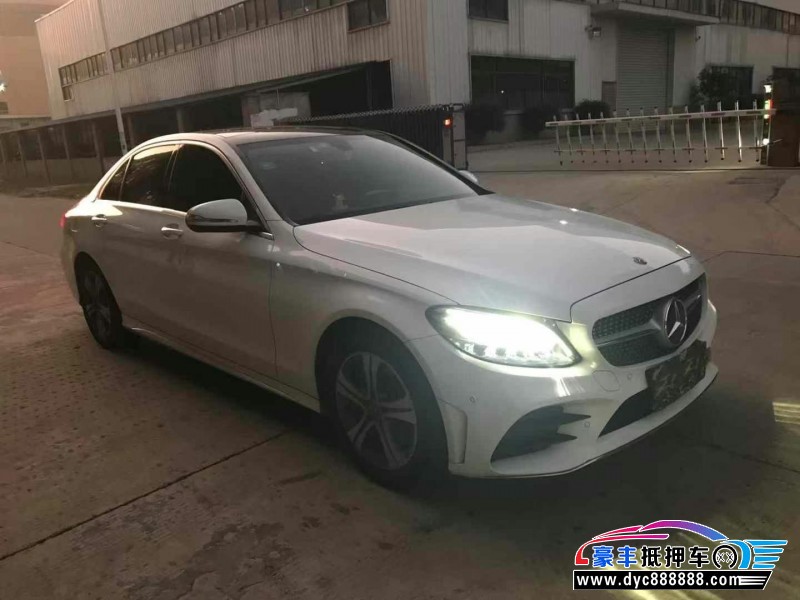 20年奔驰C轿车抵押车出售