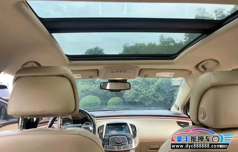 14年别克君威轿车抵押车出售