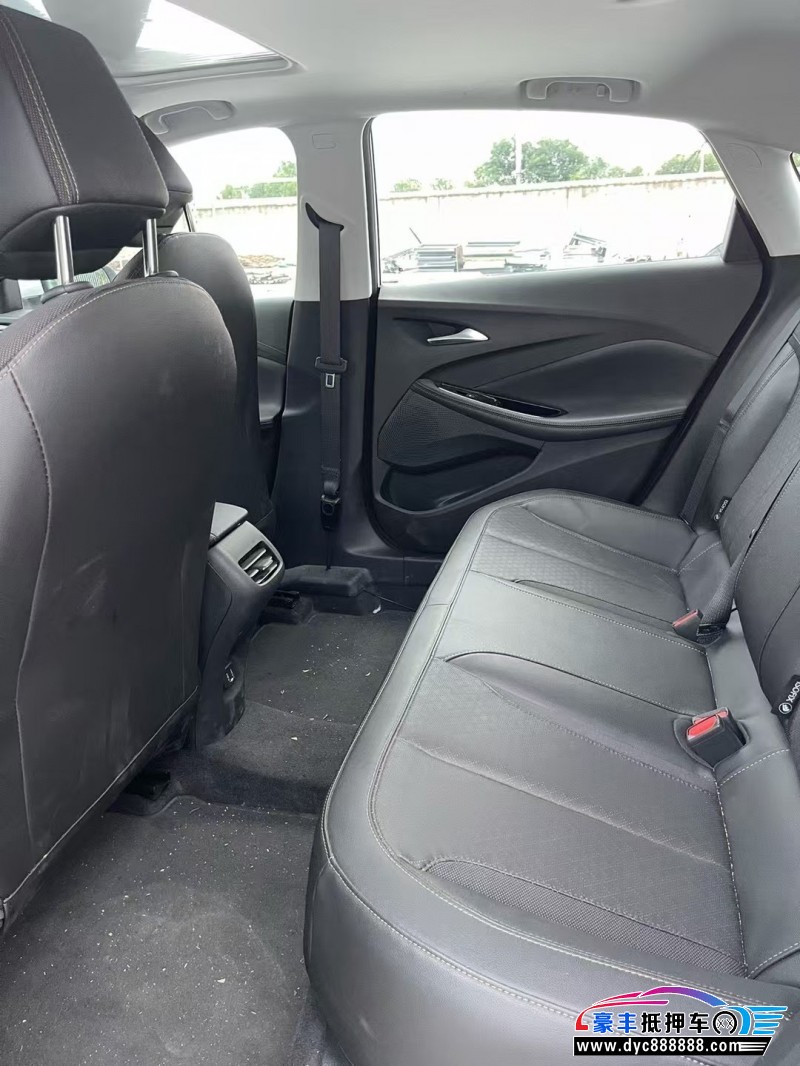 23年别克威朗轿车抵押车出售