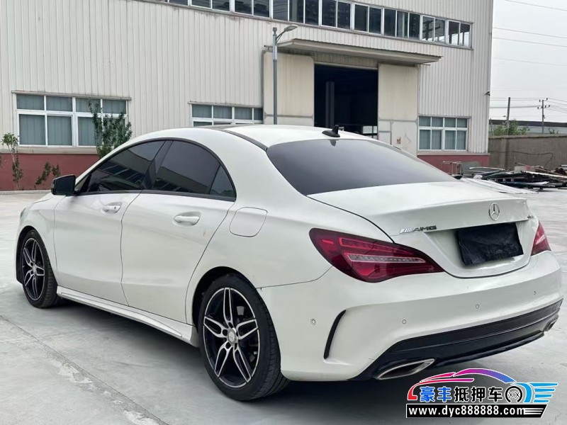 17年奔驰CLA轿车抵押车出售