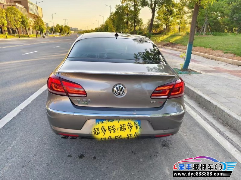 14年大众CC轿车抵押车出售