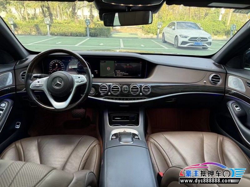 19年奔驰S轿车抵押车出售