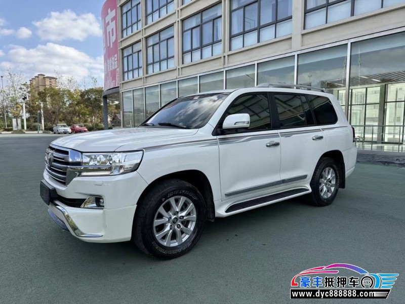 18年丰田兰德酷路泽（陆巡）轿车抵押车出售