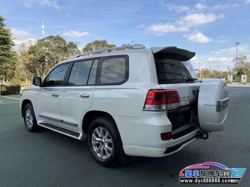 18年丰田兰德酷路泽（陆巡）轿车抵押车出售