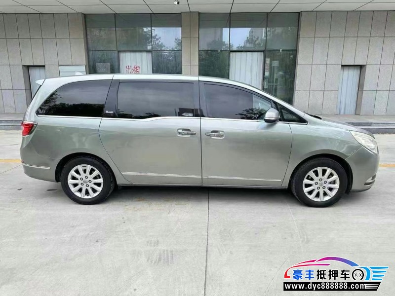 13年别克GL8轿车抵押车出售