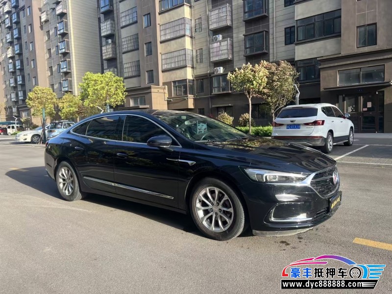 20年别克君越轿车抵押车出售