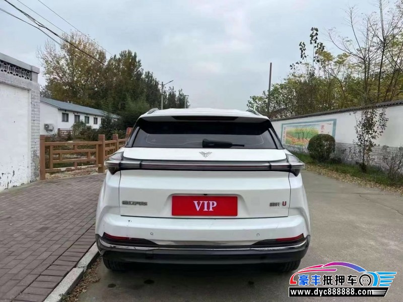 23年哪吒U轿车抵押车出售