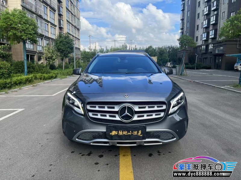 抵押车出售18年奔驰GLASUV