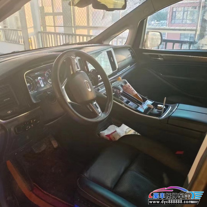 21年传祺M8轿车抵押车出售