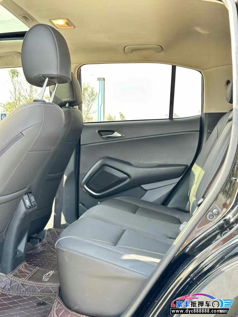 23年现代ix35轿车抵押车出售