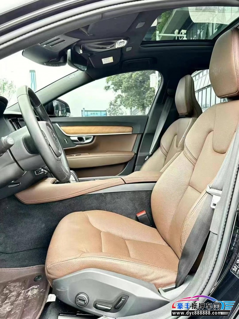 21年沃尔沃S90轿车抵押车出售