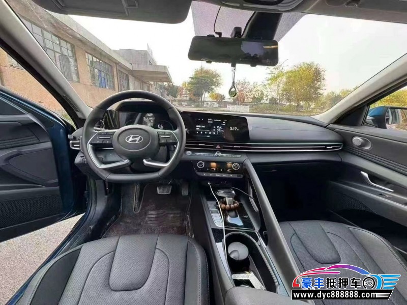 24年现代伊兰特轿车抵押车出售