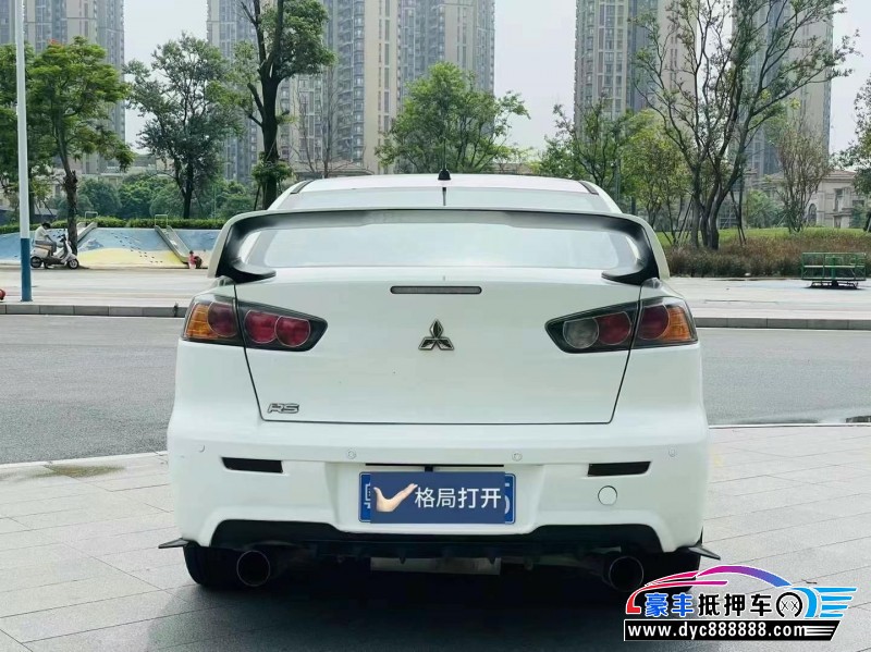 14年三菱翼神轿车抵押车出售