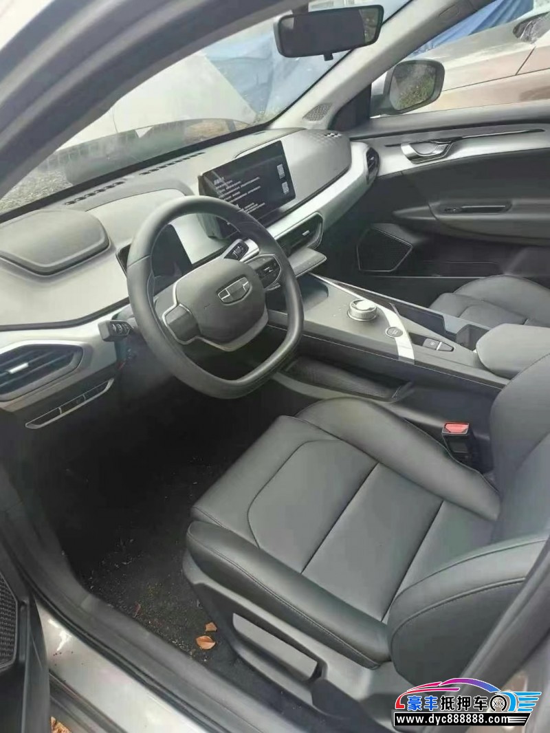 24年吉利几何轿车抵押车出售