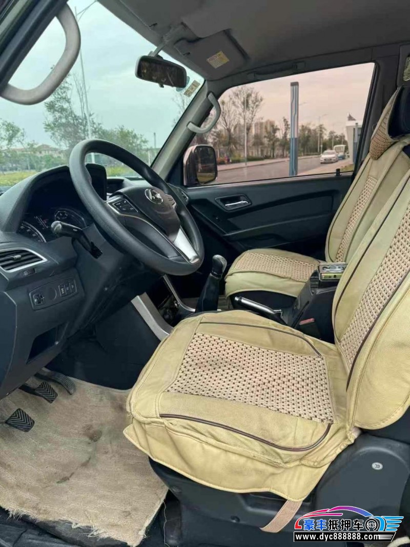 18年猎豹汽车Q6轿车抵押车出售