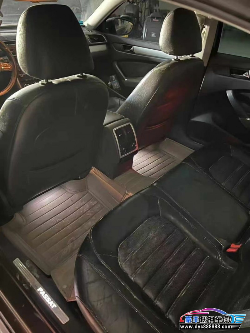 14年大众帕萨特轿车抵押车出售