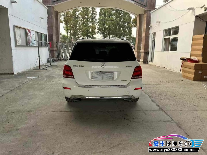 15年奔驰GLK轿车抵押车出售