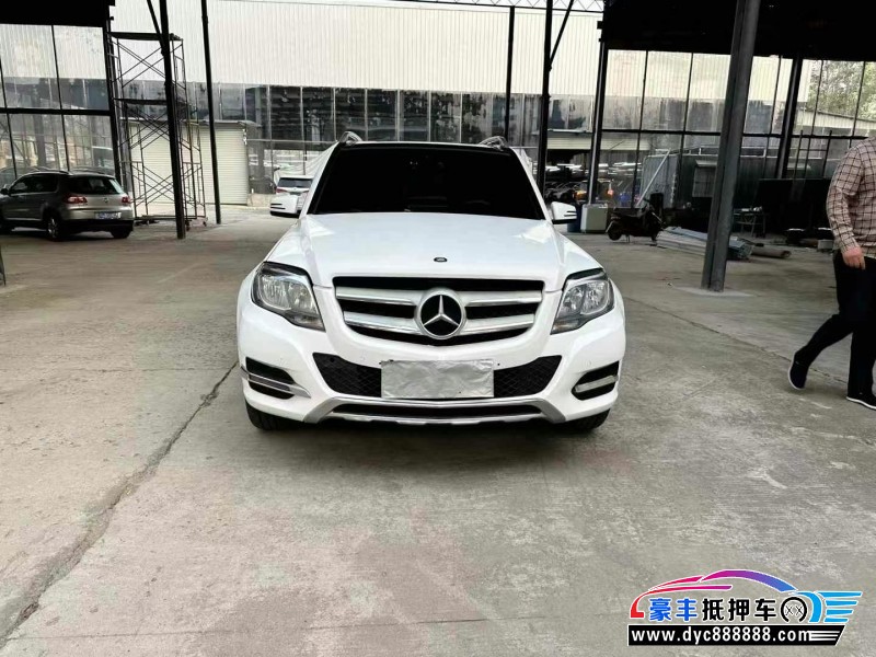 15年奔驰GLK轿车抵押车出售