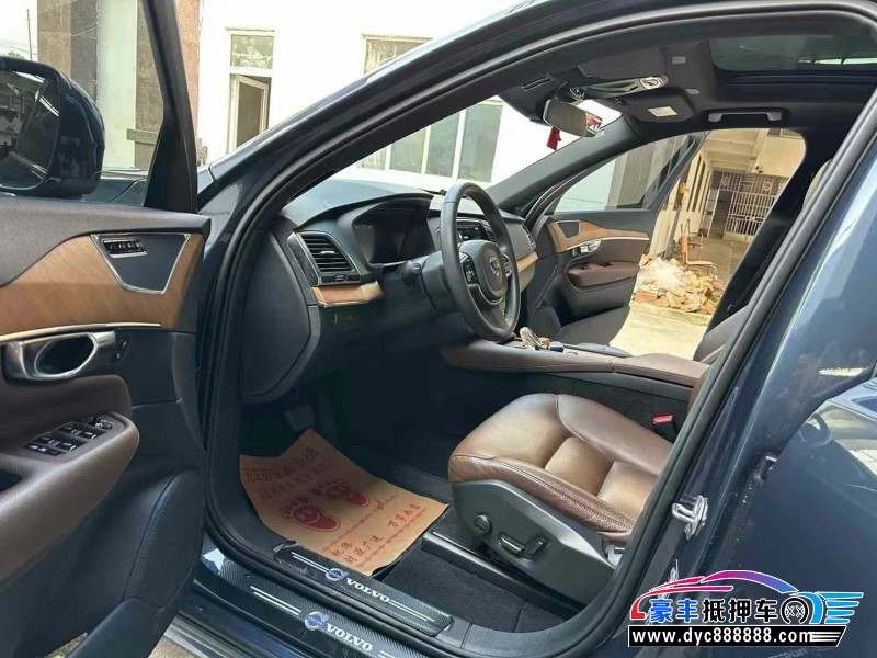 21年沃尔沃XC90轿车抵押车出售