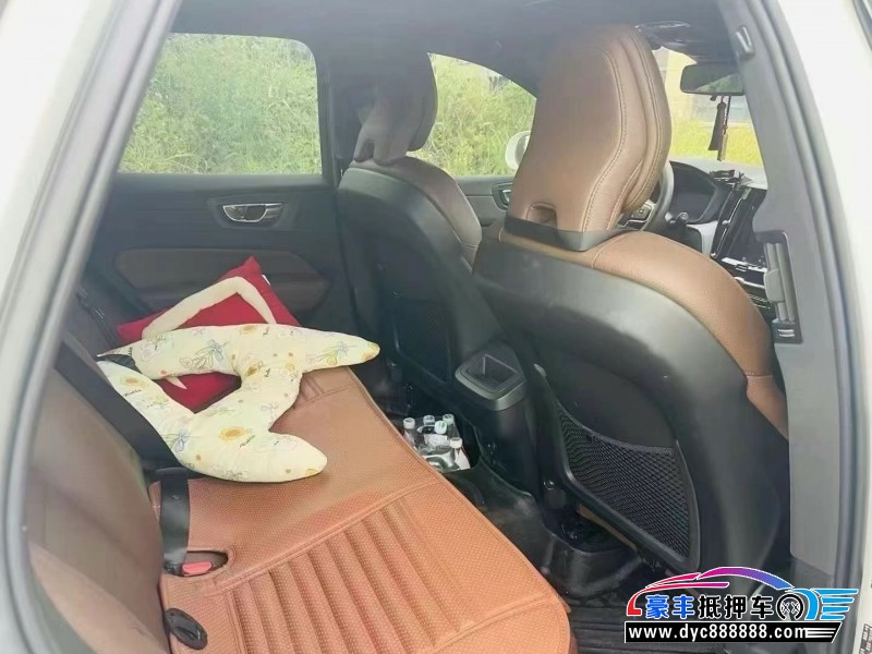 21年沃尔沃XC60轿车抵押车出售