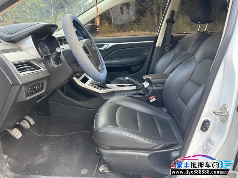 19年吉利帝豪轿车抵押车出售