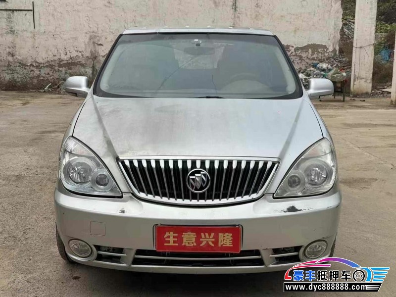 16年别克GL8轿车抵押车出售