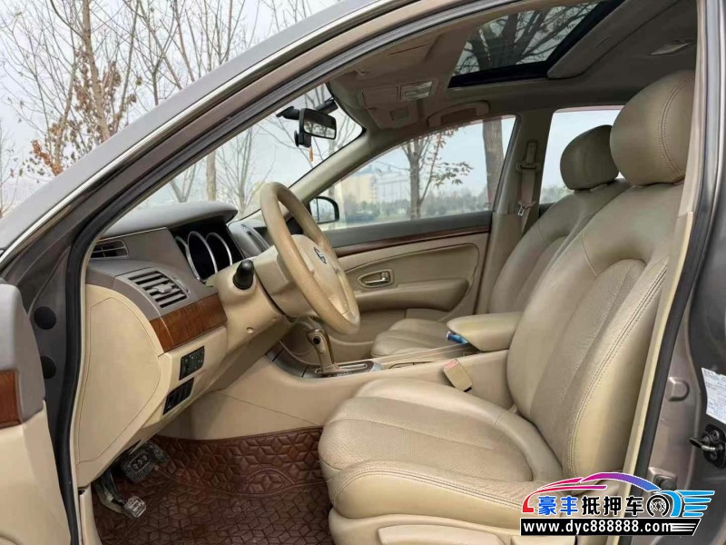 11年日产轩逸轿车抵押车出售