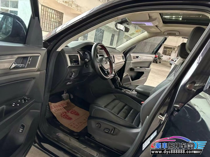 18年大众途昂轿车抵押车出售