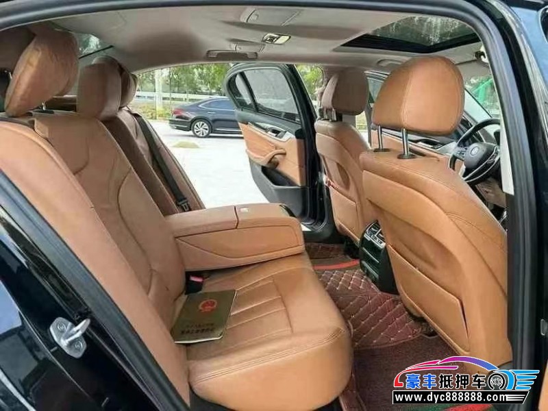 18年宝马5系轿车抵押车出售