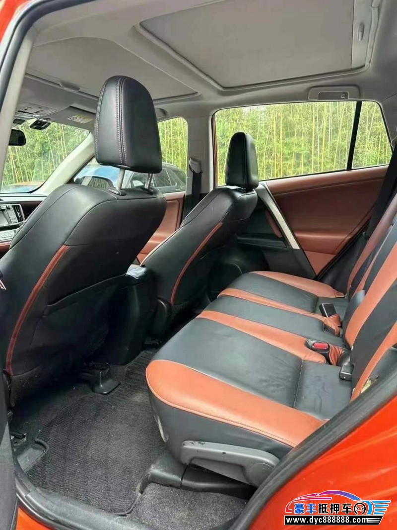 13年丰田RAV4轿车抵押车出售