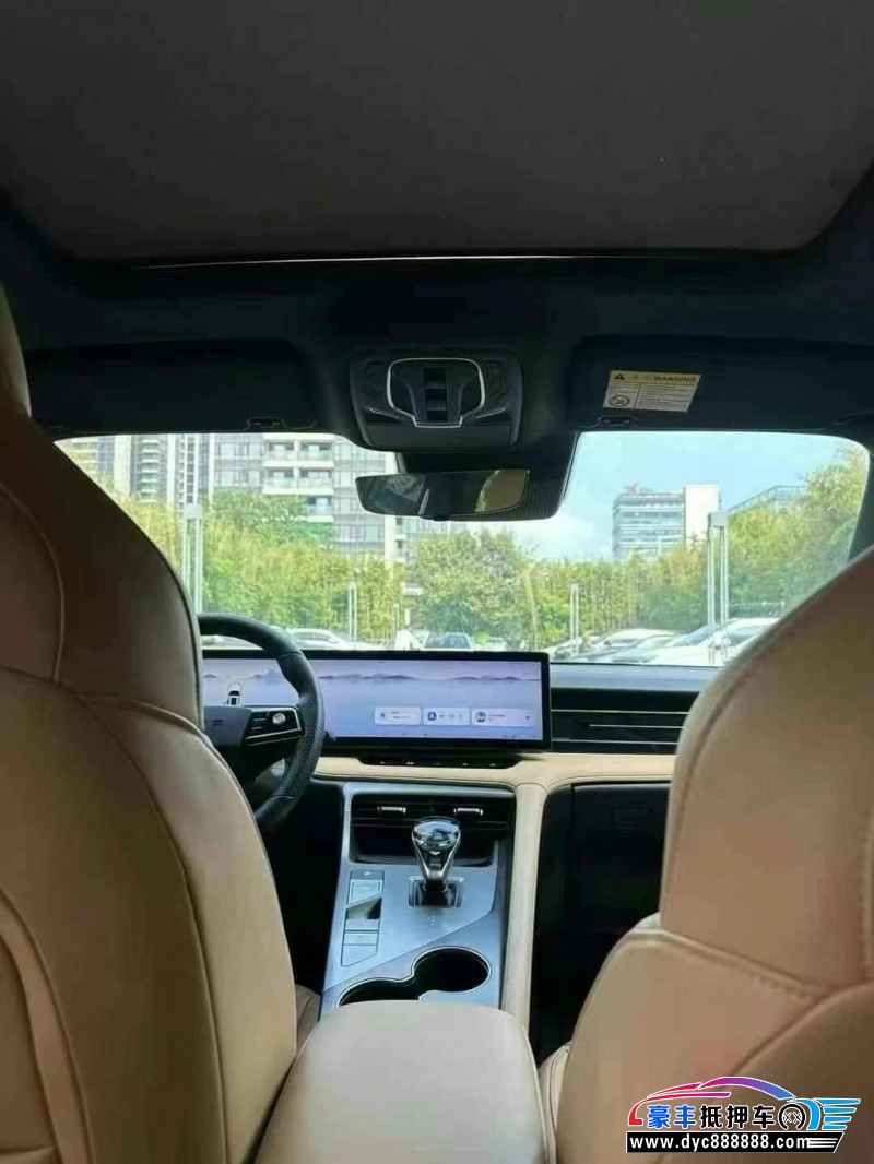 24年荣威ERX5轿车抵押车出售