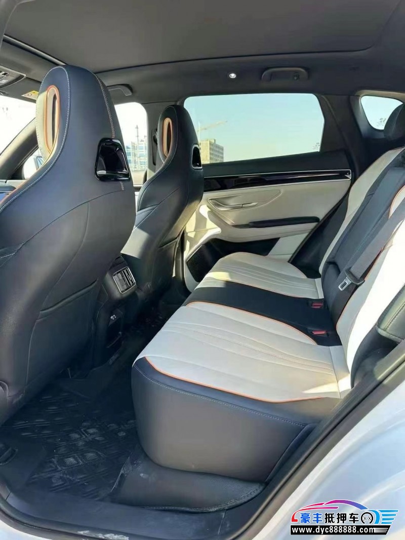 24年比亚迪宋轿车抵押车出售