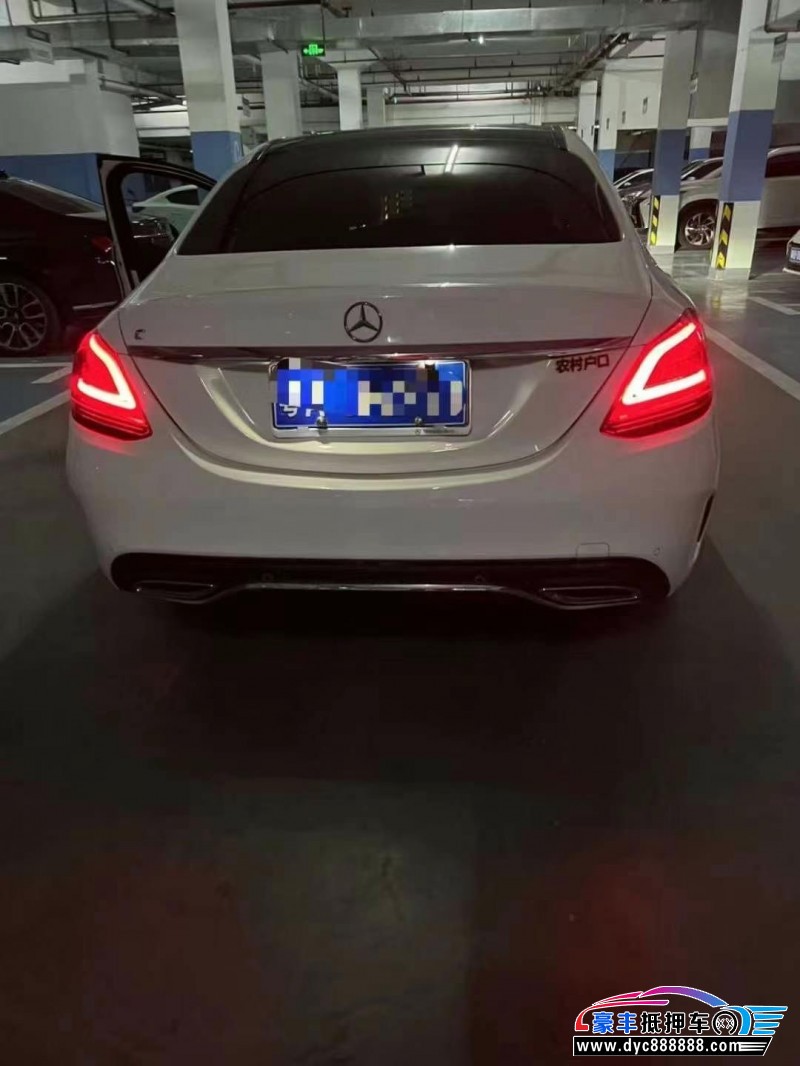 20年奔驰C轿车抵押车出售