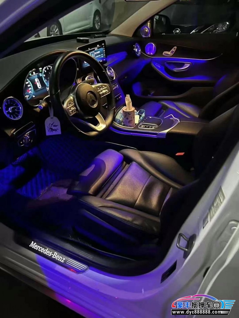 20年奔驰C轿车抵押车出售